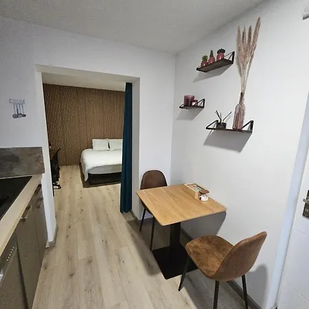 Apartment Type 1 Avec Parking *